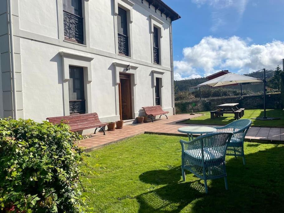 La Casona De Barganaz Villa Santiago Del Monte Buitenkant foto